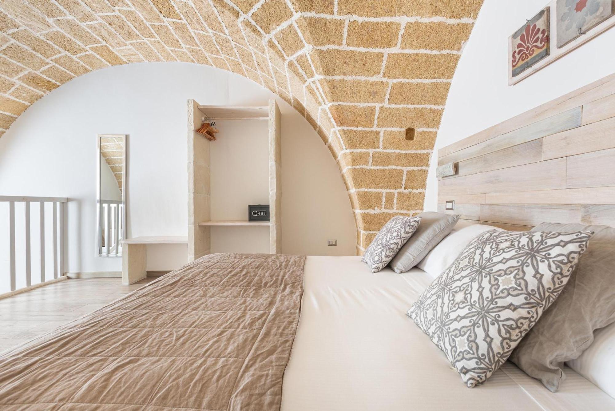 Clara Domus Bed & Breakfast Gallipoli Exterior photo